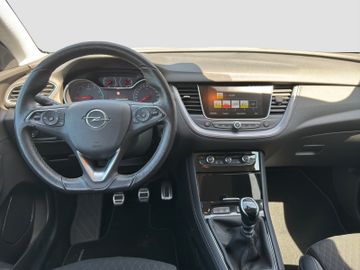 Fotografie des Opel Grandland (X) Parkpilot Kamera IntelliLux LED