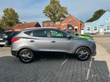 Hyundai ix35 1.6 Comfort blue Kamera/AHK/Klimaautom. - Hyundai ix35 mit Benzin-Antrieb: mit Klimaanlage