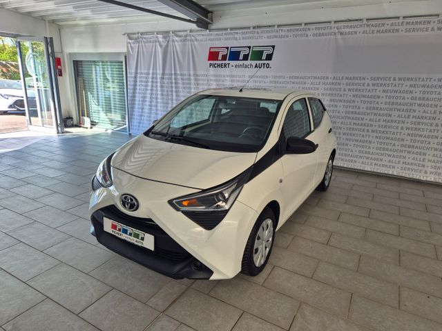 Toyota Aygo AYGO x + Radio nachger&uuml;stet