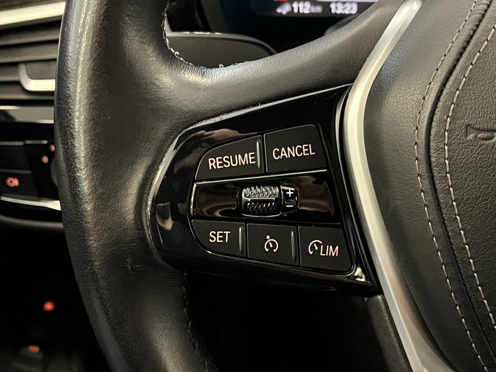 BMW 530 e xDrive Luxury-Line Navi*Leder*LED*CarPlay