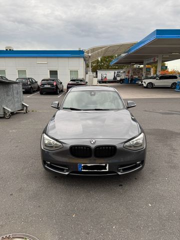 BMW 1er BMW  F20 118d  TOP AUSSTATTUNG!