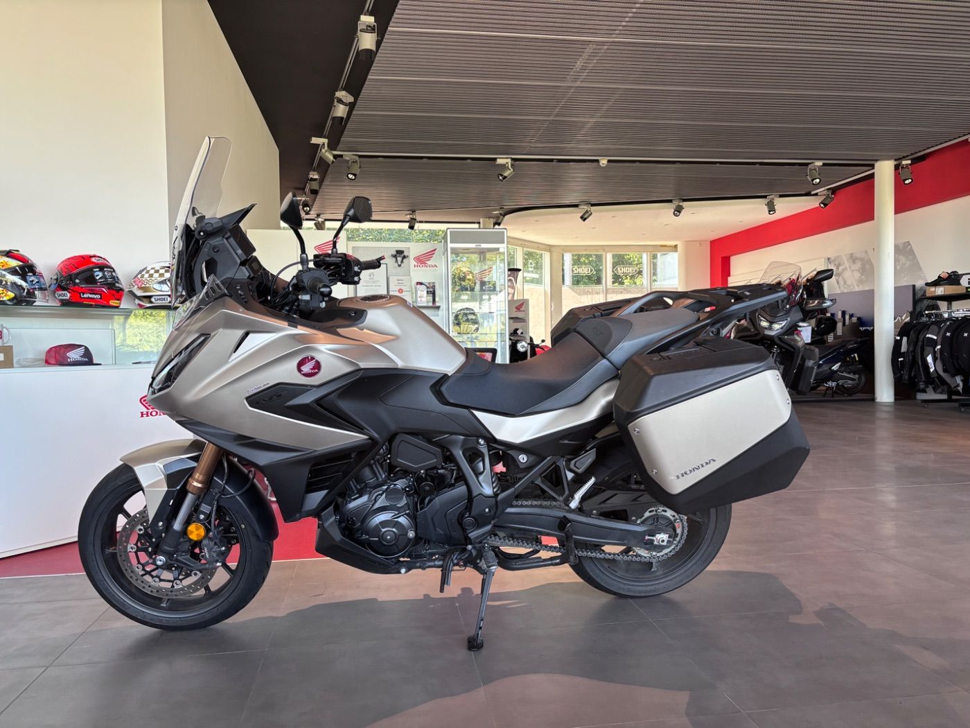 Fahrzeugabbildung Honda NT 1100 DCT ES 2026,sofort verfügbar,
