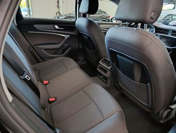 Audi A6 - 6