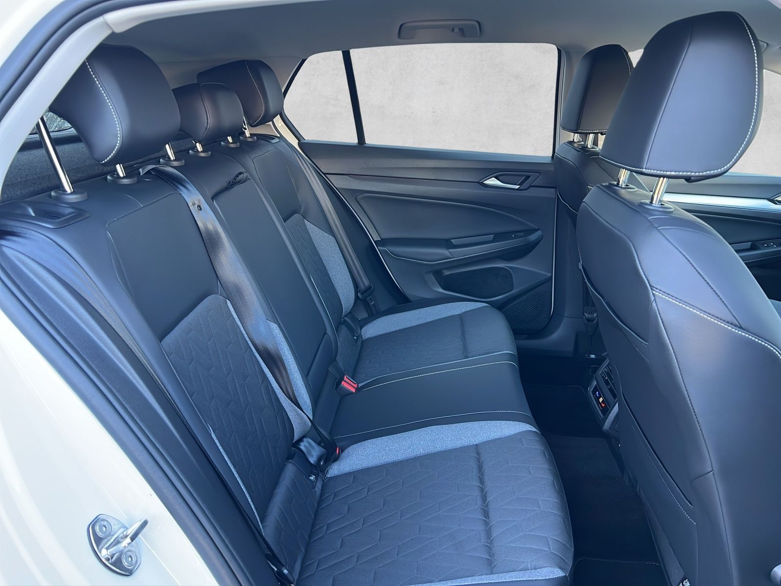 Golf VIII Lim. Goal 1.5 TSI AHK*Navi*LED