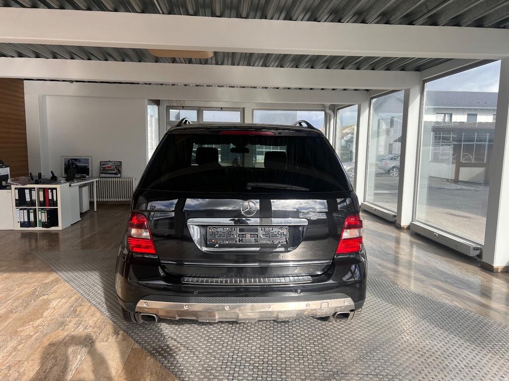 Mercedes-Benz ML 500