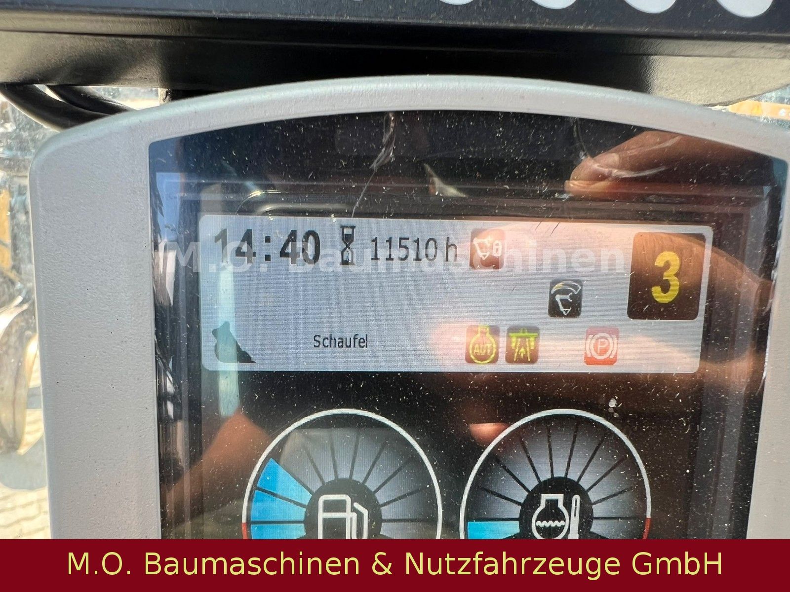 Fahrzeugabbildung CAT MH 3022 / Umschlagbagger /