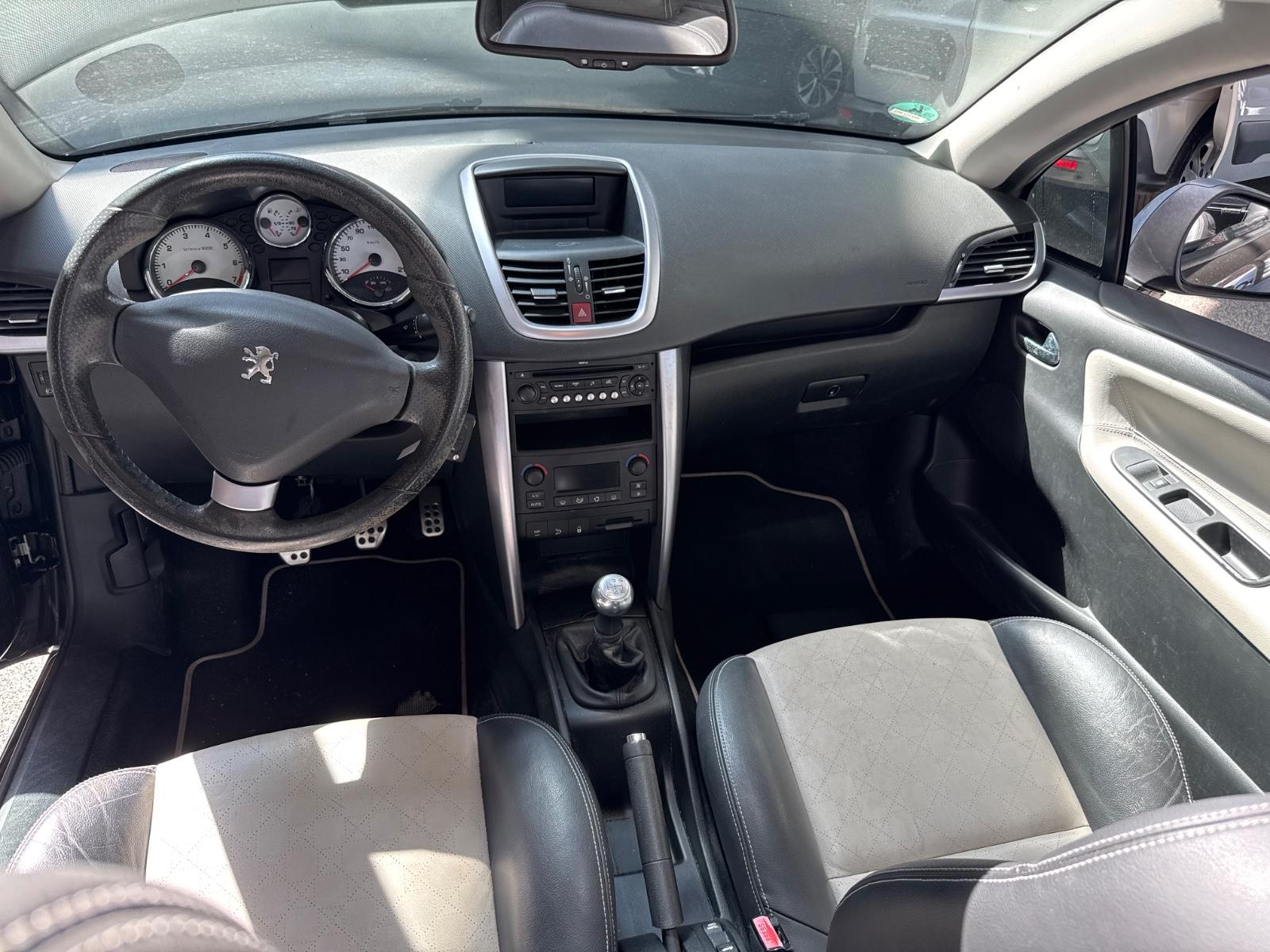 Peugeot 207 CC Roland Garros 120 Leder Tüv 06/2028