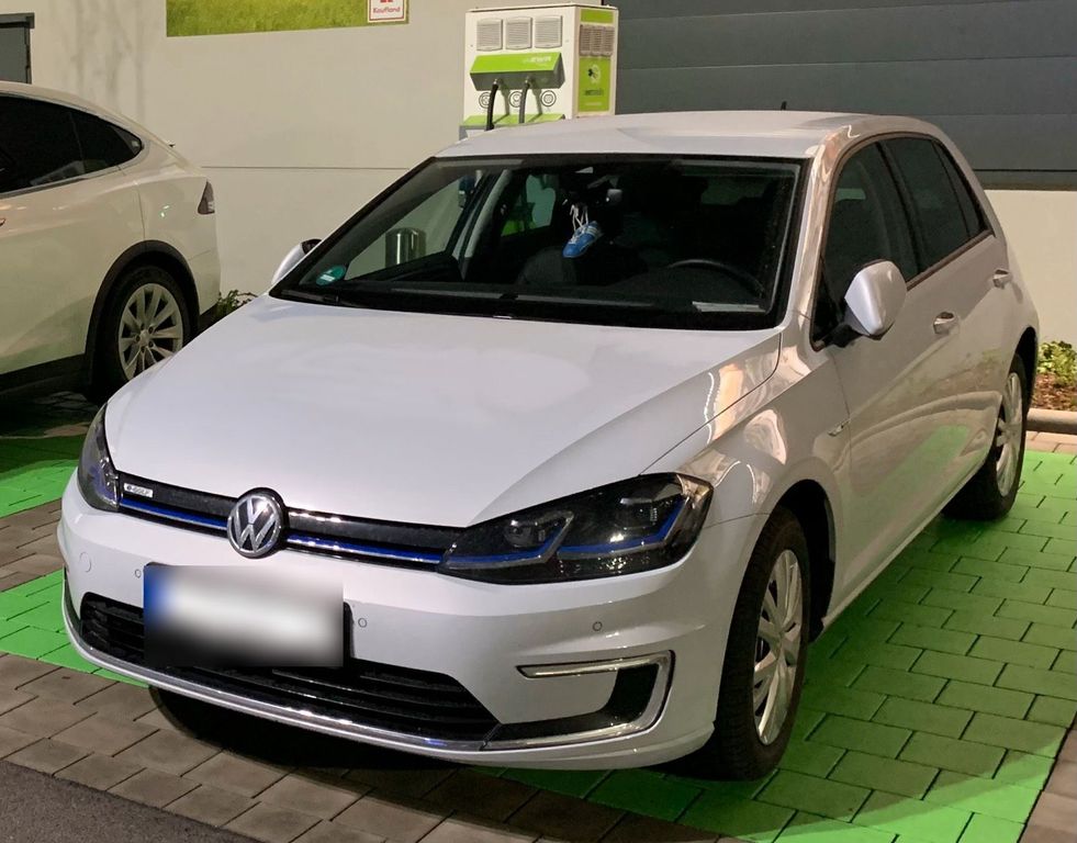 Image of Volkswagen Golf