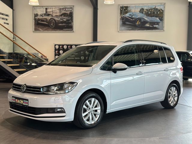 Touran 1.6 TDI SCR DSG Comfortline S-HE/NAV/SHZ