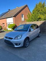 Ford Fiesta 1,4 16V Silver Magic Silver Magic - Ford Fiesta: Magic