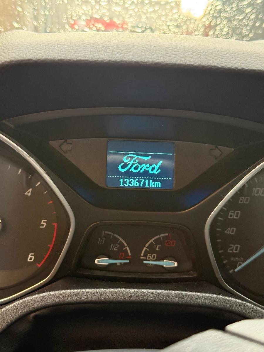 Ford Focus 2013 — фото 14