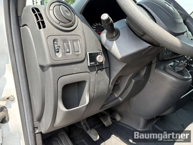 Fahrzeugabbildung Renault Master Kasten dCi 130 L2H2 3,5t Sortimo/AHK/GJR - mit KI generiert/bearbeitet