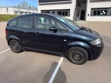 Audi A2 1.4 - selten! 5 Sitze dunkelblau PanoramaDach - Audi A2 von privat