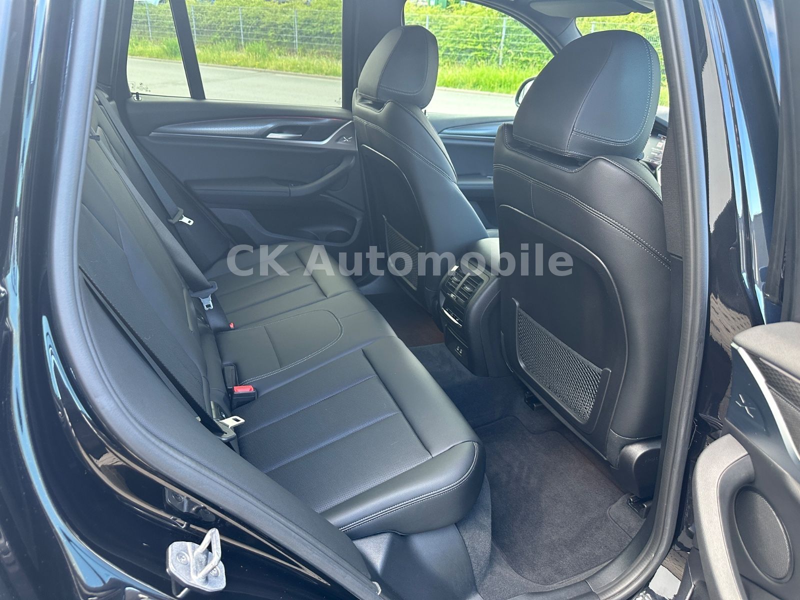 Fahrzeugabbildung BMW X3 xDrive 20 d M Sport/Live Cockpit/Kamera/LED