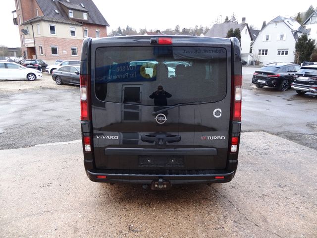 Fahrzeugabbildung Opel Vivaro B Kombi L1H1  2,9t/2.Hd/8-Sitz/AHK/Kamera