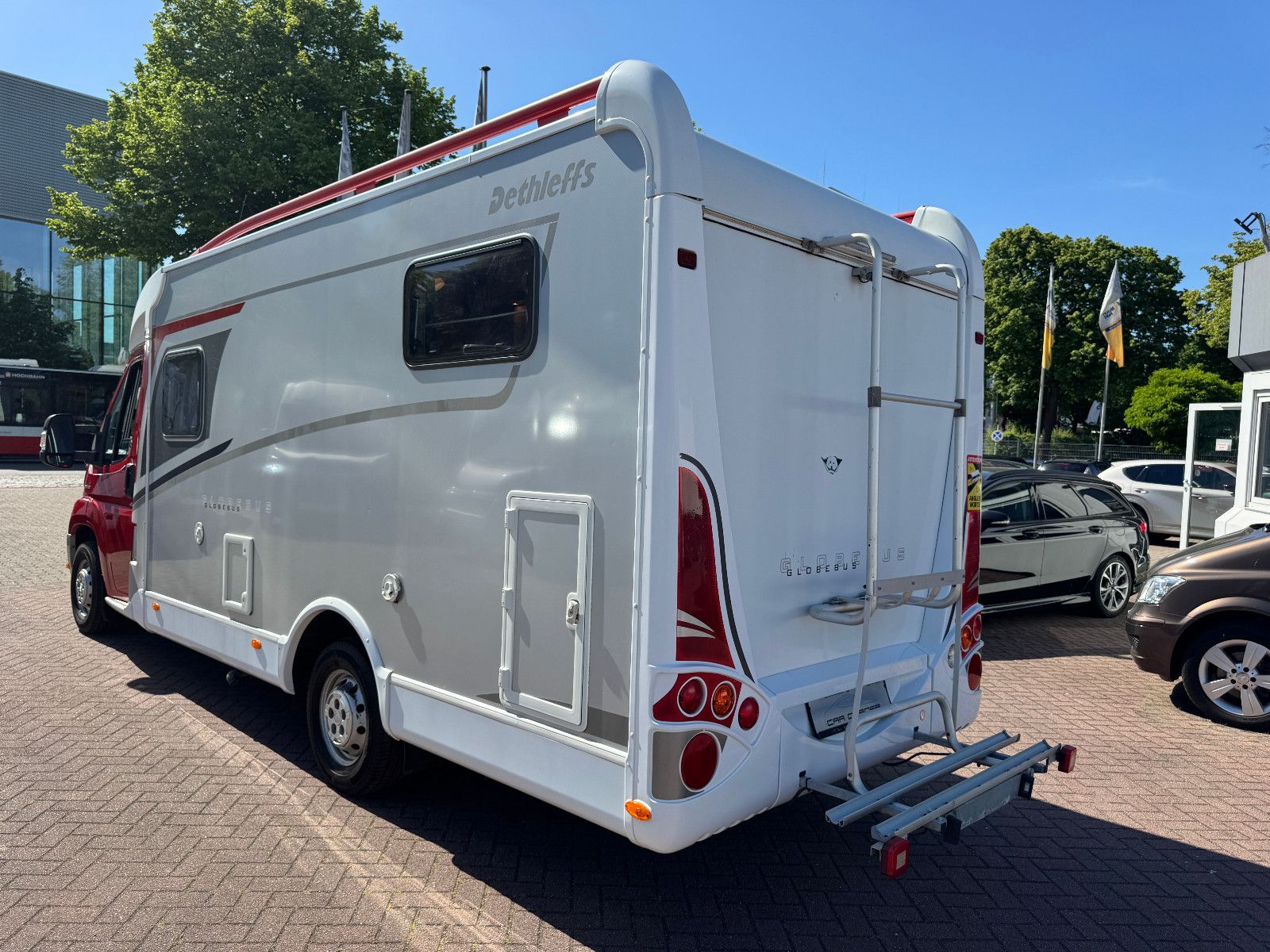 Fahrzeugabbildung Dethleffs GLOBEBUS T 004 FIAT KAMERA SAT TV LUFTFEDERUNG