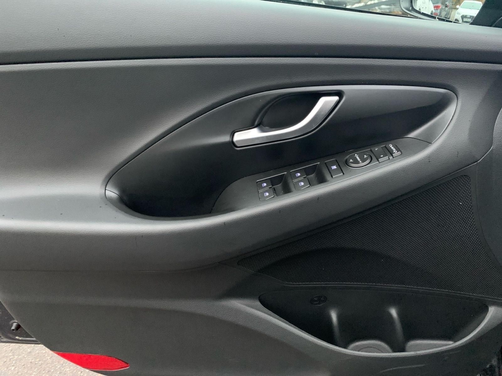 Fahrzeugabbildung Hyundai i30 1.0 T-GDI Connect & Go Navi LED