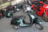 Vespa GTS 300 HPE ABS 1.Hand Touringscheibe Topcase - VESPA BOCHUM
