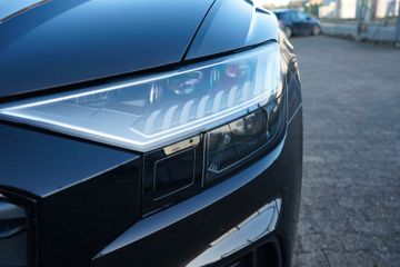 Fahrzeugabbildung Audi Q8 50 TDI Quattro Competition Plus NETTO EXPORT