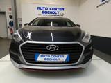 Hyundai i30 Turbo*Navi*Panorama*8-fach bereift - gebrauchte Hyundai i30 aus dem Jahr 2016