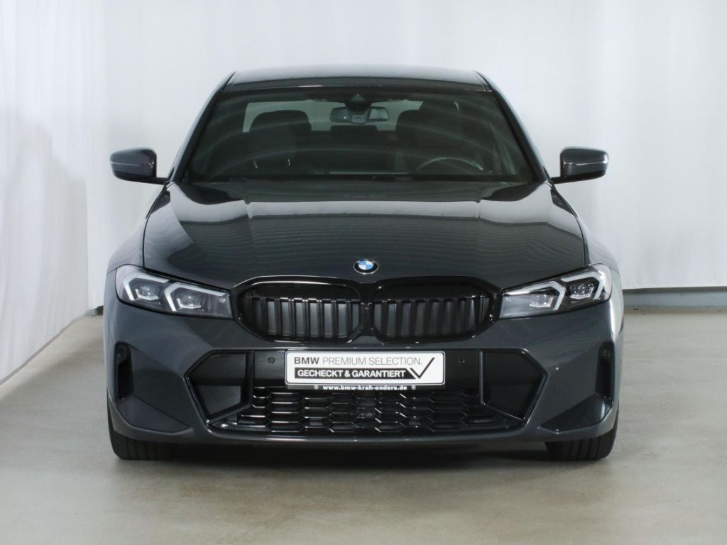BMW 318 i M Sport PRO LenkHZG LED 360 HeadUP Keyless foto 5