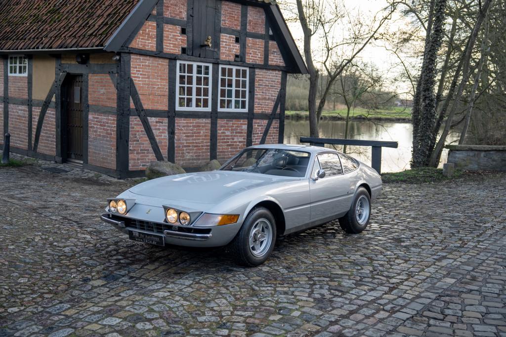 Ferrari 365 GTB4 Daytona **Ferrari Classiche Zertifikat*