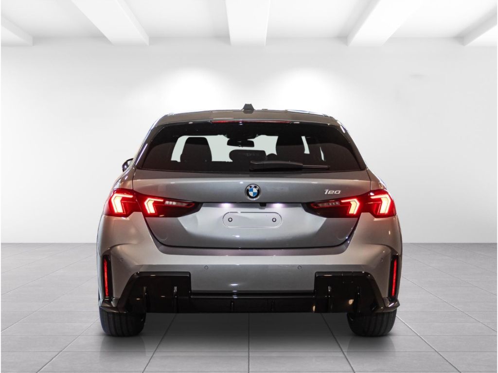 BMW 120 - Bild 5