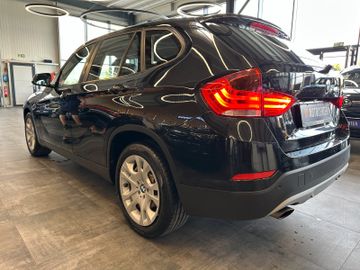 BMW X1 sDrive *TÜV0928*VOLL-LEDER*NAVI*PDC*2-ZONEN*