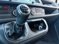 Fahrzeugabbildung Volkswagen T6 Multivan 150 PS 4MOTION NAVI KAMERA 3xKLIMA