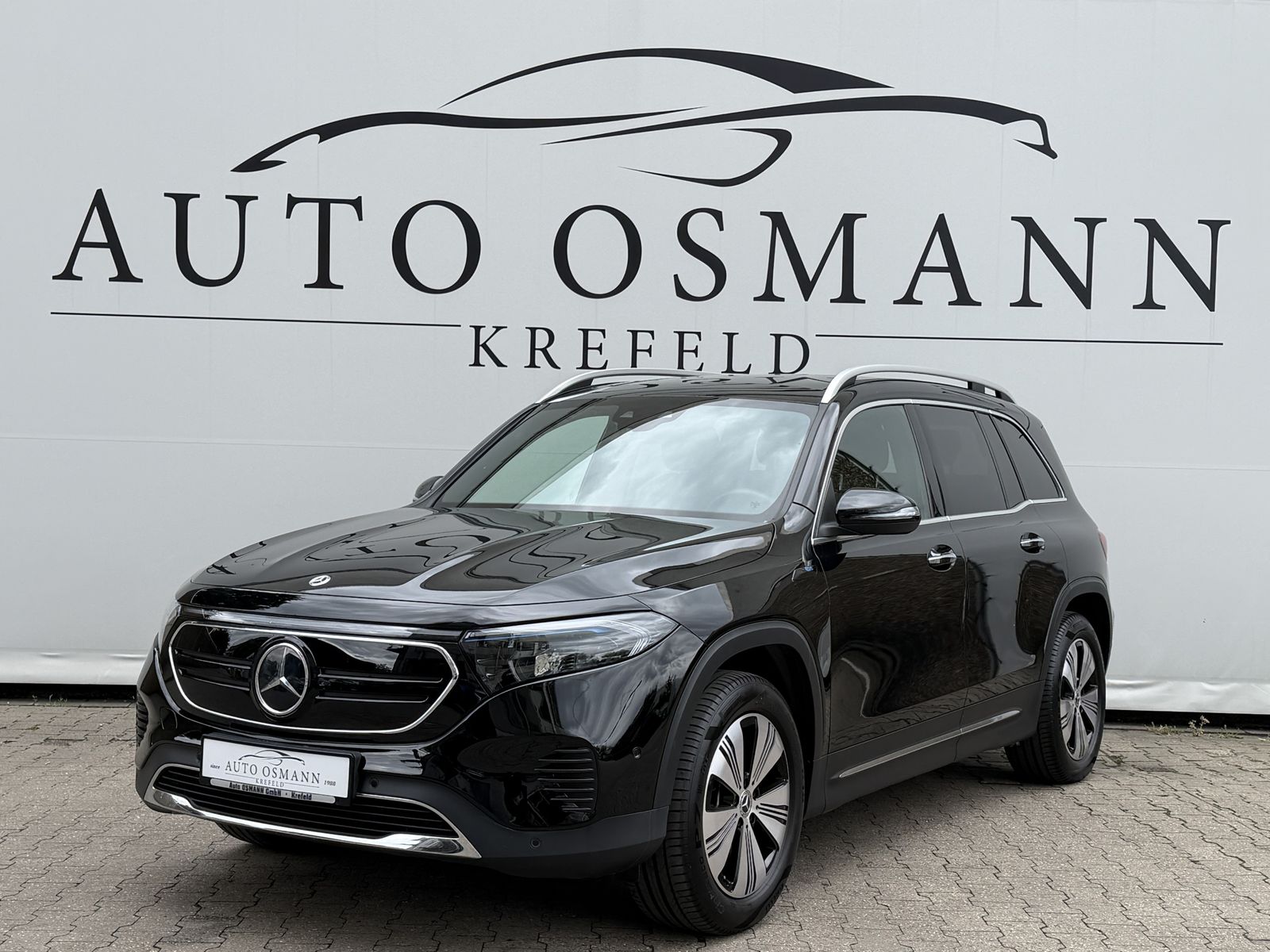 MERCEDES-BENZ EQB 250 Progressive PANORAMA / RFK / TOTW. / SHZ