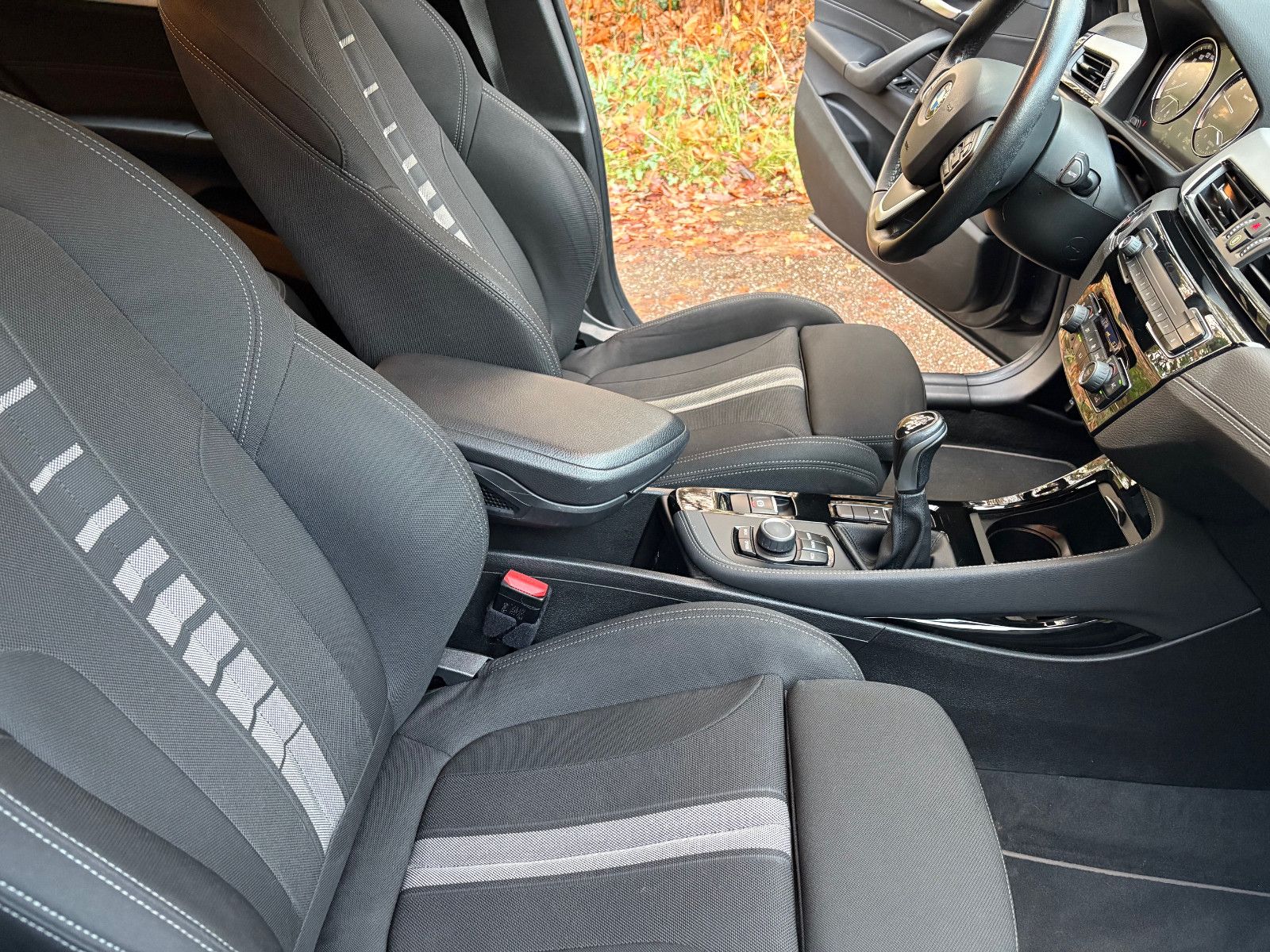 BMW X2 sDrive 18 i Advantage foto 7