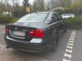BMW 330i E90 (N52B30 Motor) - BMW 330 aus 2006: 330i