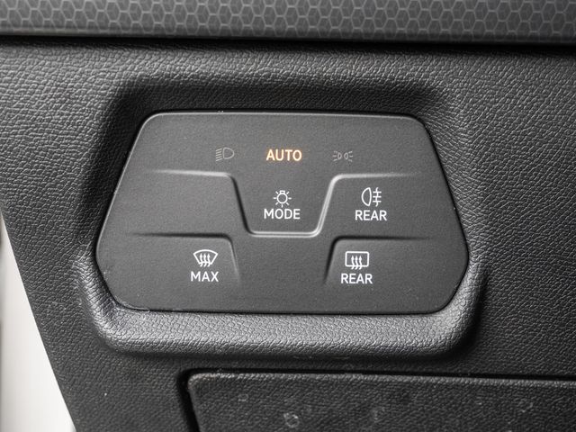 Leon Sportstourer 1.0 TSI Reference KLIMA LED