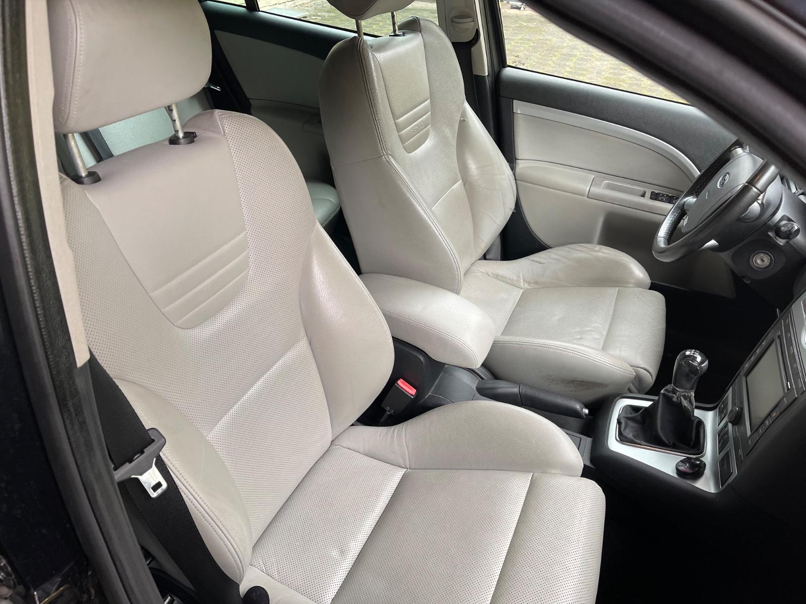 Ford Mondeo 2004 — photo 6