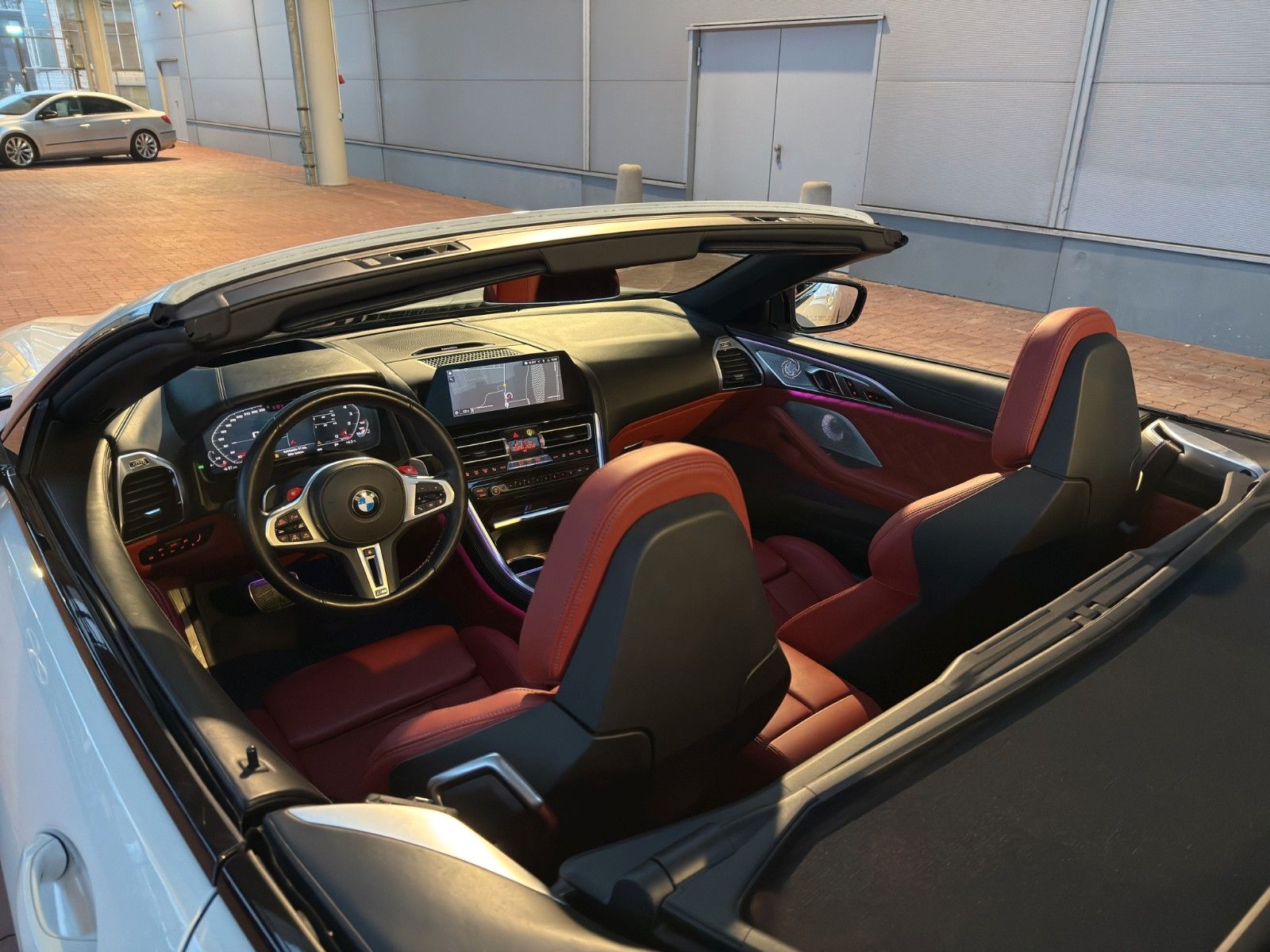 Fahrzeugabbildung BMW M8 Comp xDrive B&W/Keramik/SportAGA/Carbon/Laser