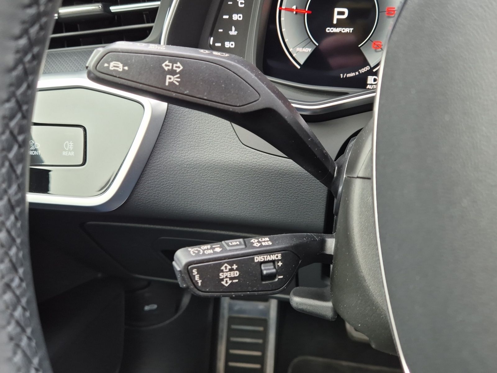 Fahrzeugabbildung Audi A6 Allroad 40 TDI quattro S-tronic Matrix Navi A