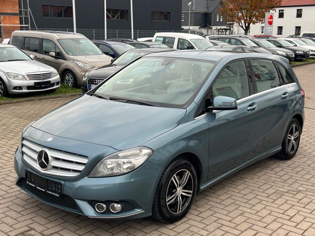 Mercedes-Benz B 180 CDI *2 HAND*NAVI*8 FACH*SHZ*PDC*