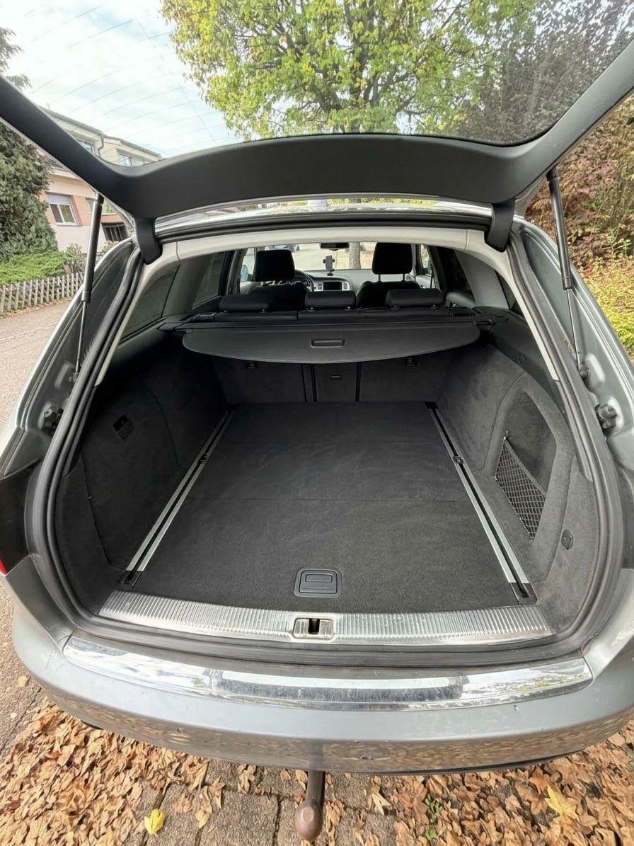 Audi A6 2010 — photo 9