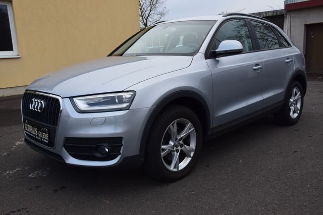 Audi Q3 2.0 TDI*AHK*XENON*NAVI*S-HEFT