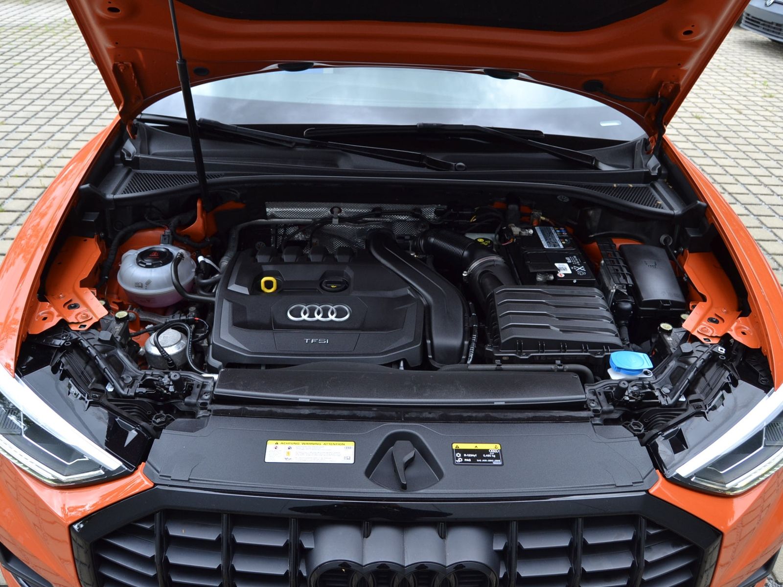 Q3 35 TFSI S-tronic Advanced OPTIK-SW/AHK/LED/18