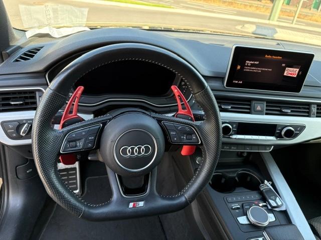 Audi A4 Avant 45 TFSI quattro S-line S-tronic