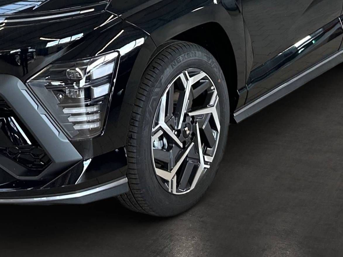 Fahrzeugabbildung Hyundai KONA (MY27) 1.6 T-GDI(150 PS) 6-MT N Line Elektr