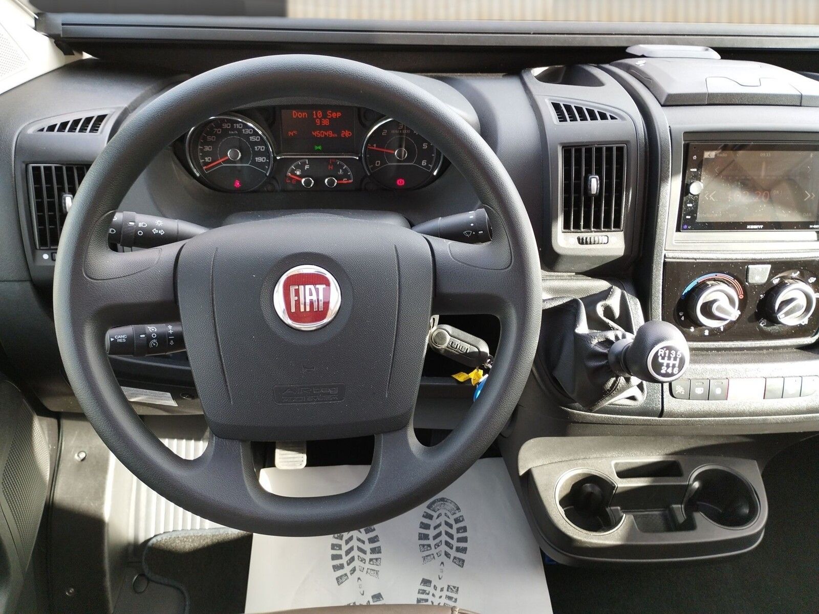 Fahrzeugabbildung Eura Mobil Profila T 720 EF Markise,Maxi 4,25T