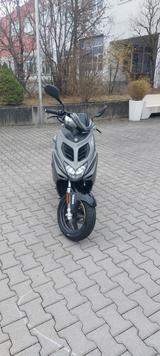 Yamaha Aerox R 4 - YAMAHA ROLLER AEROX
