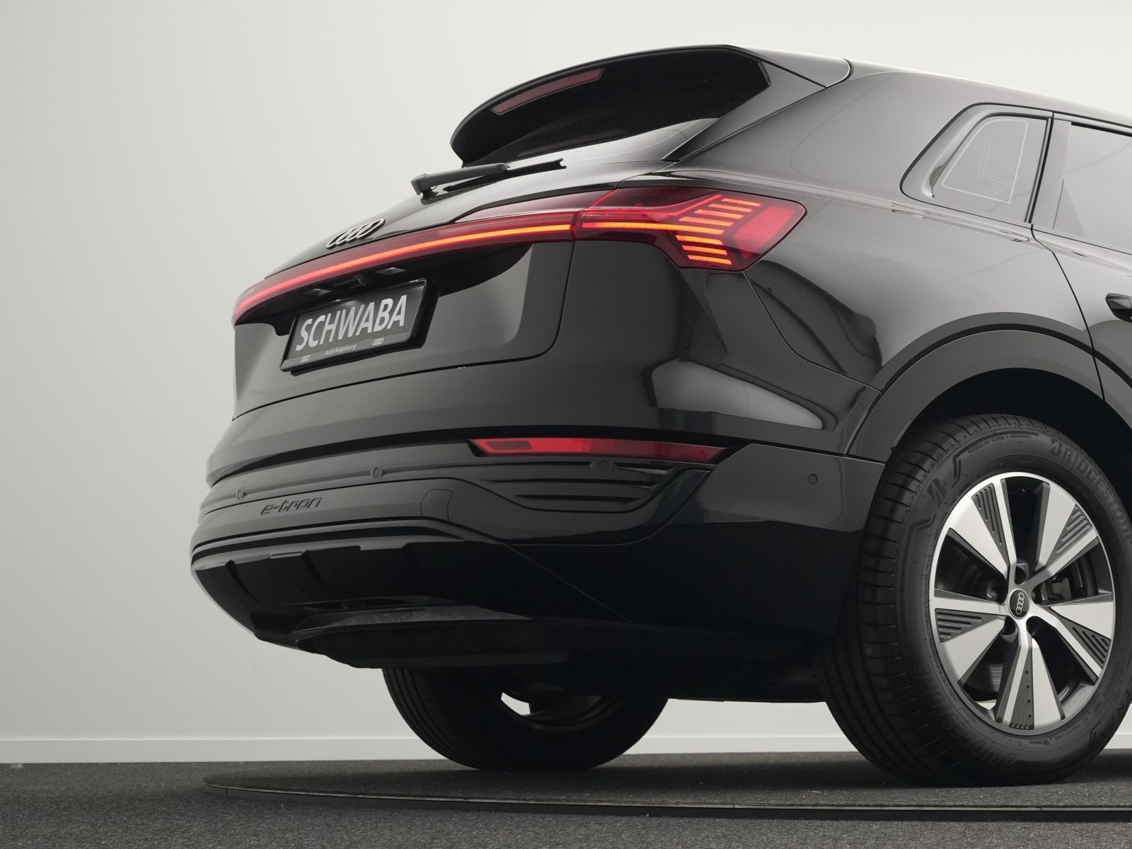 Audi Q8 e-tron - Bild 46