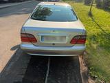 Mercedes-Benz Mercedes Benz 320/ W208 - Mercedes-Benz 320: Coupe