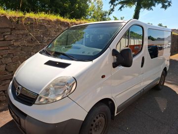 Opel Vivaro - 2