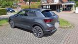 Volkswagen T-Roc MOVE 1.5 TSI, DSG, AHK, Garantie, ACC - Volkswagen T-Roc mit Benzin-Antrieb: Grau, Garantie