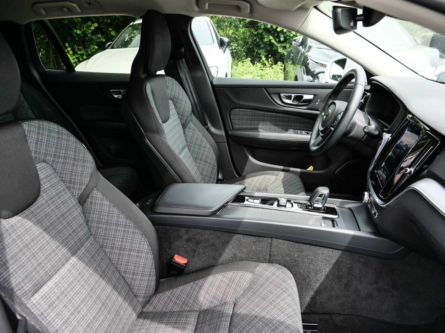 Volvo V60 Kombi Core Digitales Cockpit Soundsystem LED foto 12