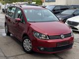 Volkswagen Touran Trendline Navi/ 89.000 km - Volkswagen Touran Trendline mit Benzin-Antrieb